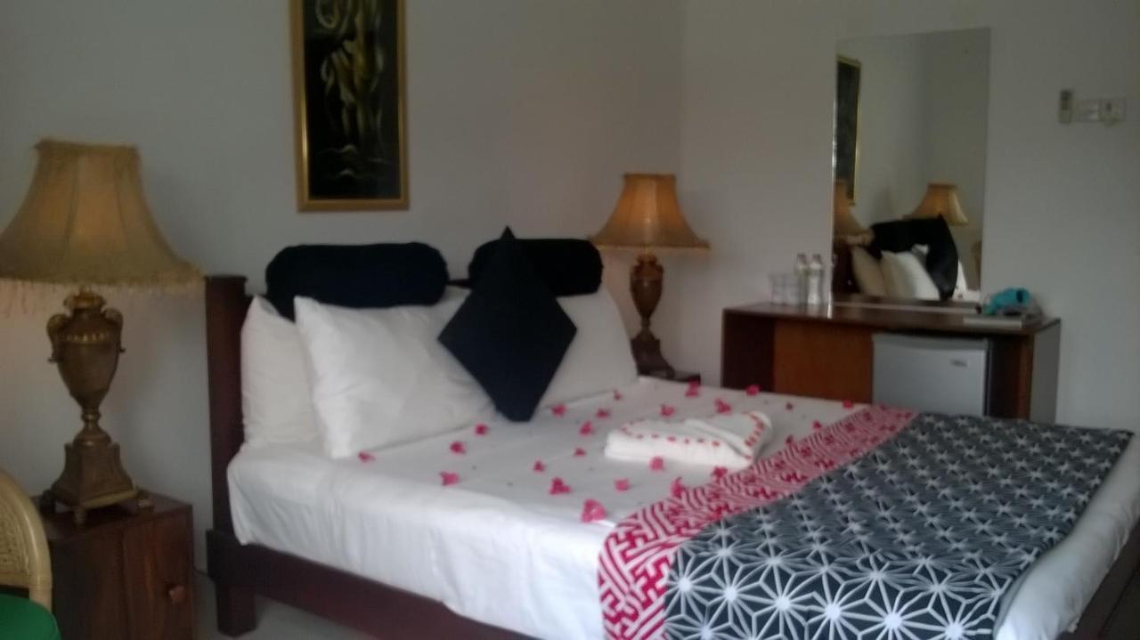 Anna Shanthi Villa Kandy Ngoại thất bức ảnh